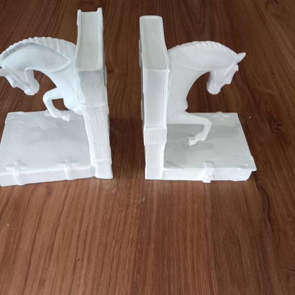 Atlı Kitap Ayıraç