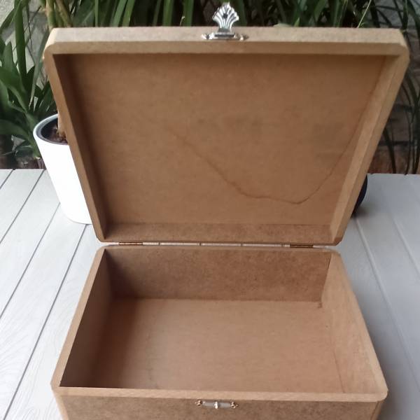 Nadide Art Mücevher Kutusu